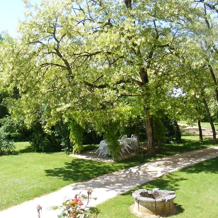 Chateau De Laumiere