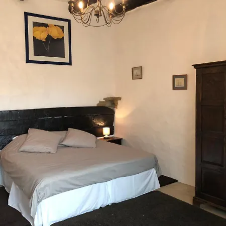 Chateau De Laumiere Bed & Breakfast Promilhanes