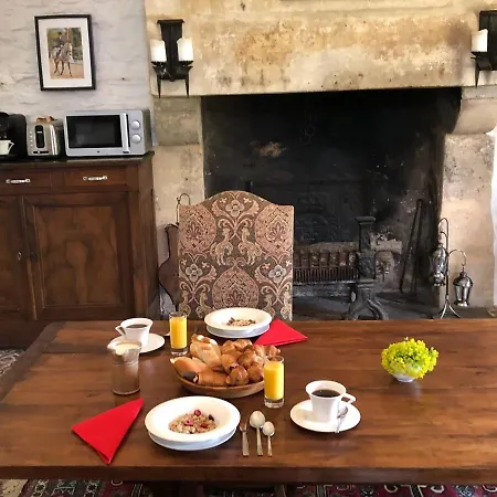 Chateau De Laumiere Oda ve Kahvaltı Promilhanes